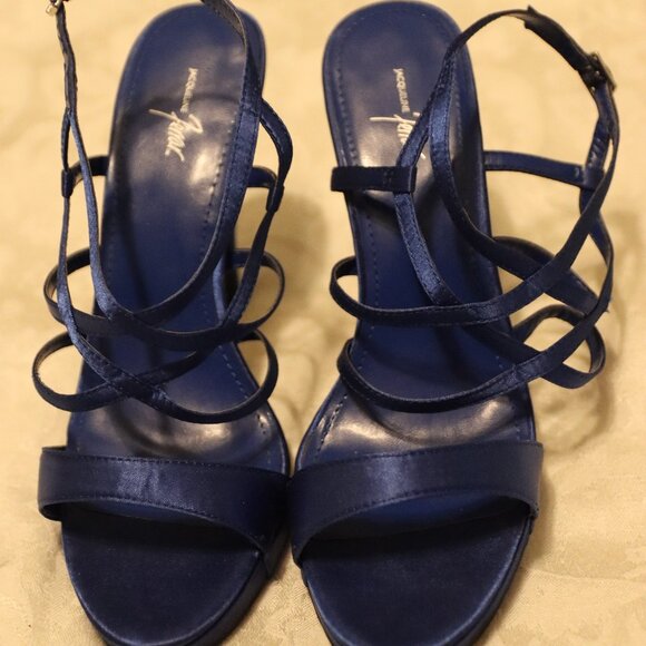 Jacqueline Ferrar “Mandy” Blue pump with straps. Size 8 - Picture 4 of 13